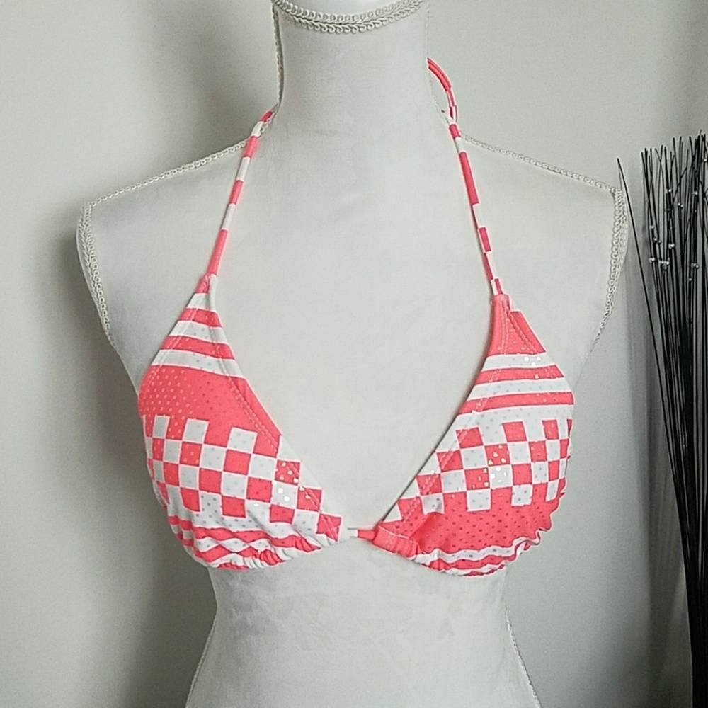 New orange and white triangle top